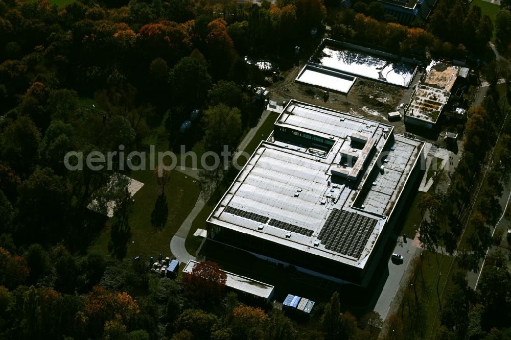 Darmstadt from the bird's eye view: Construction for the new building of the spa and swimming pool at the swimming pool of Recreation Nordbad on Alsfelder Strasse in Darmstadt in the state Hesse, Germany
