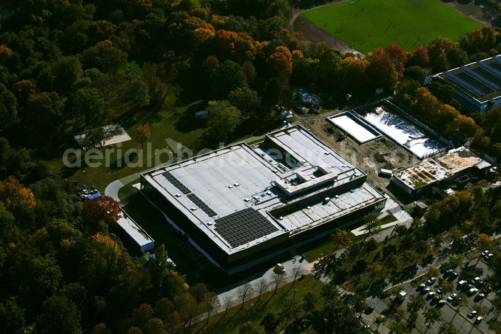 Aerial photograph Darmstadt - Construction for the new building of the spa and swimming pool at the swimming pool of Recreation Nordbad on Alsfelder Strasse in Darmstadt in the state Hesse, Germany