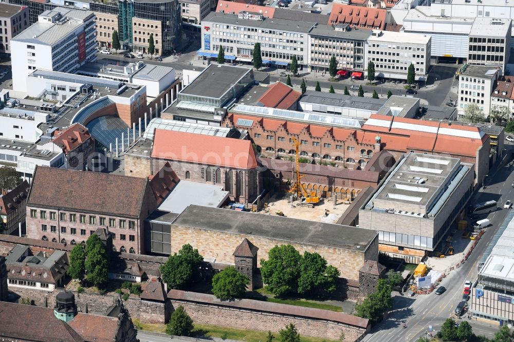 Nürnberg from the bird's eye view: Construction site for the new building eines Tiefdepots fuer das Germanisches Nationalmuseum Nuernberg on Kartaeusergasse in Nuremberg in the state Bavaria, Germany