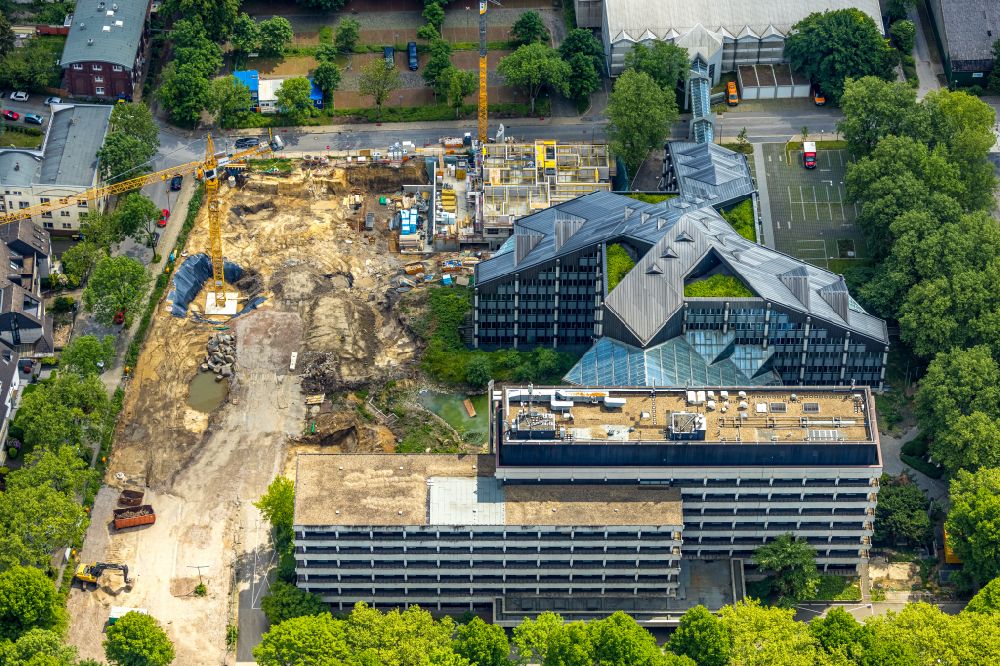 Aerial image Bochum - Construction site for the new construction of four apartment buildings on Paulstrasse in the district of Altenbochum in Bochum in the Ruhr area in the state of North Rhine-Westphalia, Germany