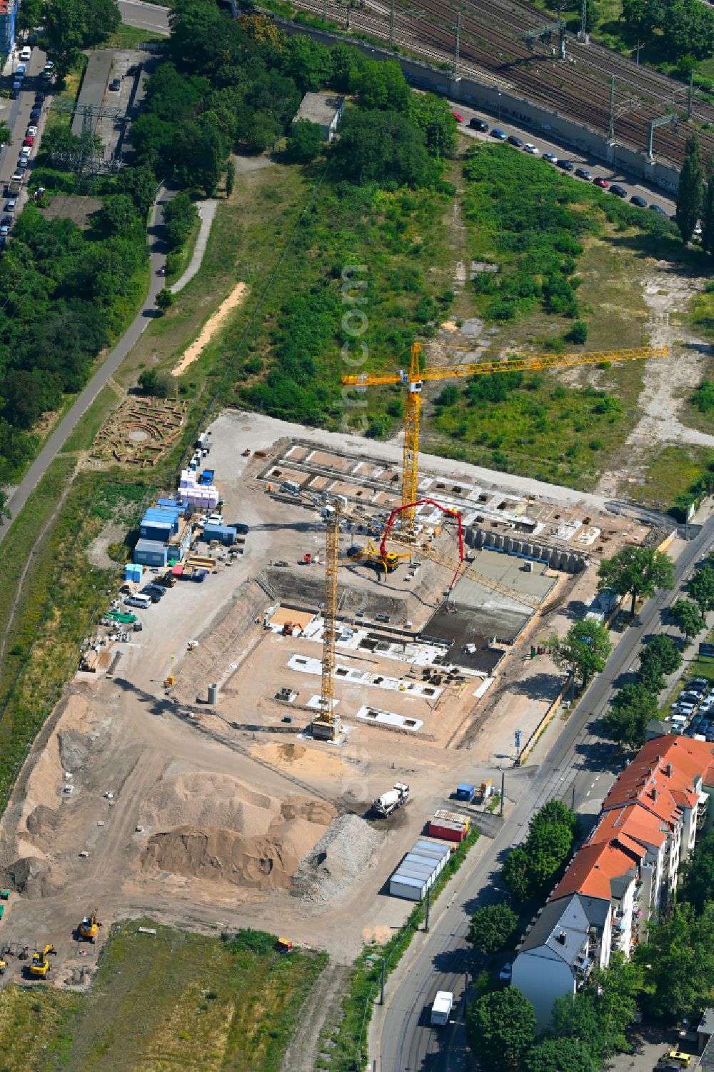 Aerial photograph Dresden - Construction site for the new building complex of the education and training center Beruflichen Schulzentrums (BSZ) fuer Wirtschaft Franz Ludwig Gehe on street Freiberger Strasse in the district Suedvorstadt in Dresden in the state Saxony, Germany