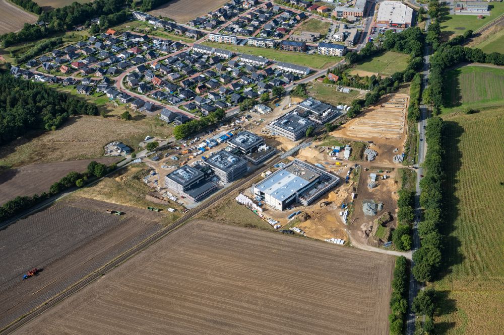 Aerial image Stade - Construction site for the new building complex of the education and training center in the district Riensfoerde on street Stadtweg in the district Riensfoerde in Stade in the state Lower Saxony, Germany
