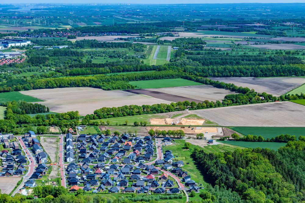 Stade from above - Construction site for the new building complex of the education and training center in the district Riensfoerde in Stade in the state Lower Saxony, Germany
