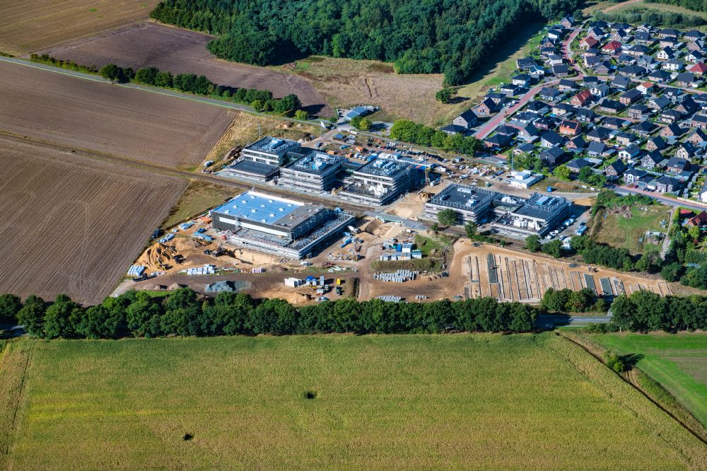 Stade from the bird's eye view: Construction site for the new building complex of the education and training center in the district Riensfoerde in Stade in the state Lower Saxony, Germany