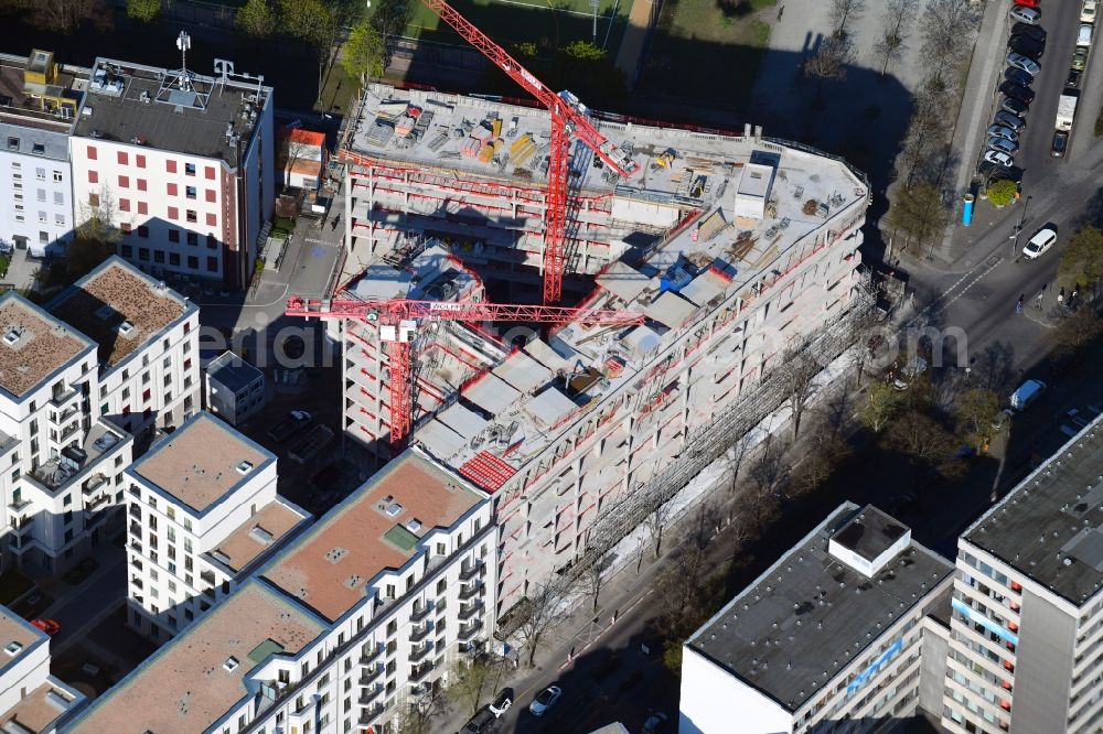 Berlin from the bird's eye view: Construction project for the new construction of residential and office buildings, for example on the northern plot of the Moeckern, corner Stresemannstrasse a 7-storey office building, the housing project Metronome and the residential project Yours from Reggeborgh PE Deutschland GmbH & Co.KG, a residential and commercial building on the adjacent area developed by Kondor Wessels Wohnen Berlin GmbH and a new building of the German Bundeswehr Association e. V. in Berlin, Germany