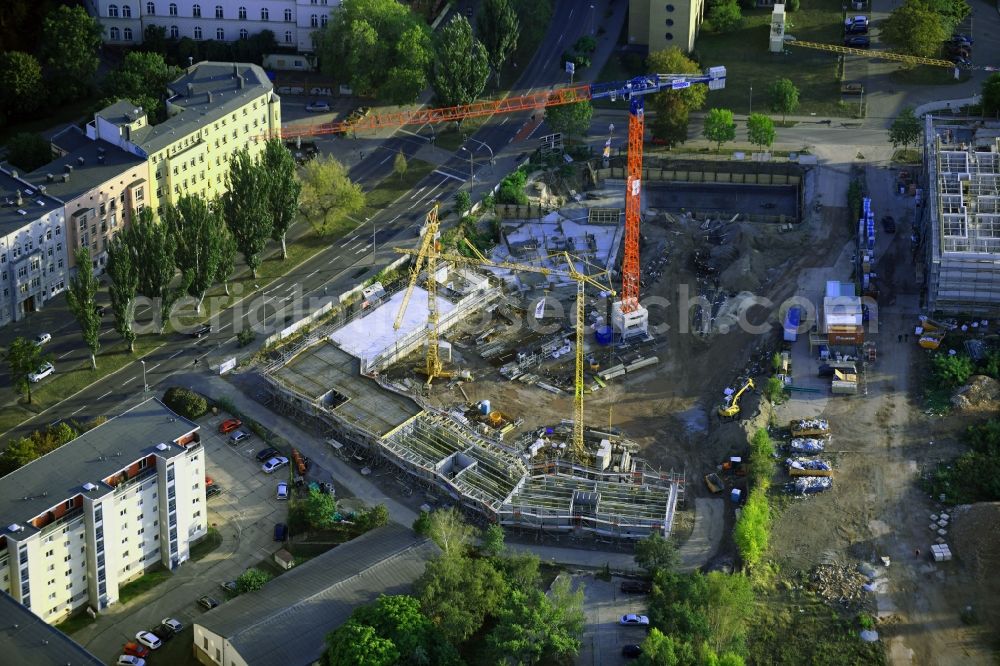 Magdeburg from above - Construction site for the new residential and commercial building LUISENCARRE on Virchowstrasse - Erzbergerstrasse in the district Zentrum in Magdeburg in the state Saxony-Anhalt, Germany