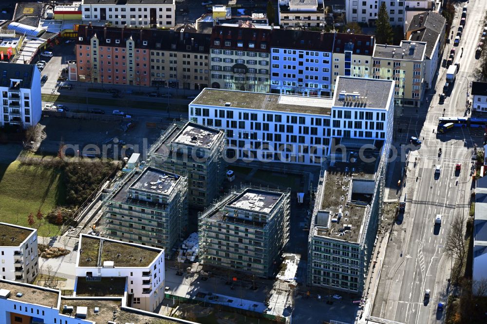 München from the bird's eye view: Construction site for the new residential and commercial building des Paseo Carre on Landsberger Strasse - Offenbachstrasse in the district Pasing-Obermenzing in Munich in the state Bavaria, Germany
