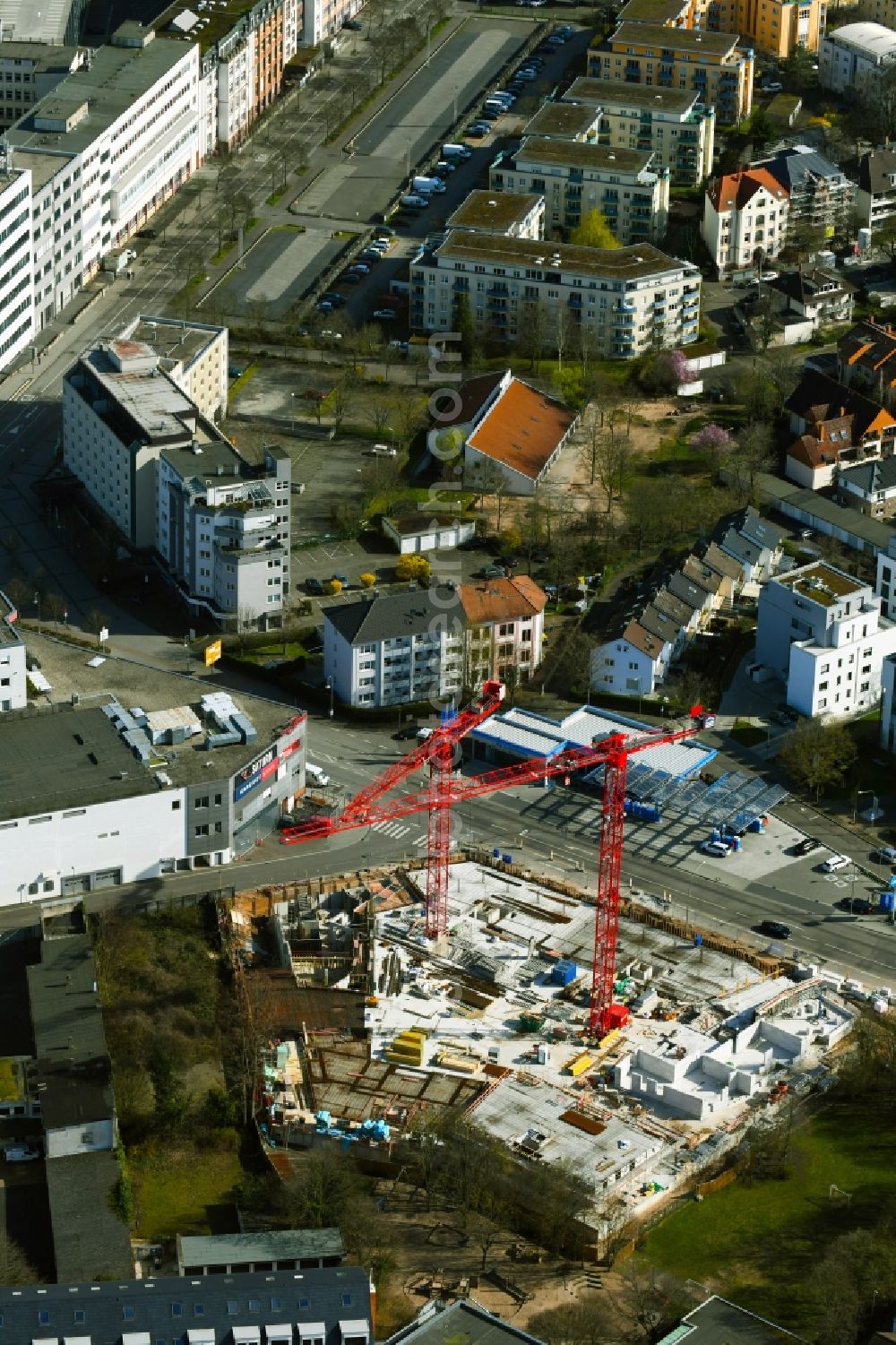 Aerial image Hanau - Construction site for the new residential and commercial building Wallgarten on Wallweg in the district Steinheim in Hanau in the state Hesse, Germany