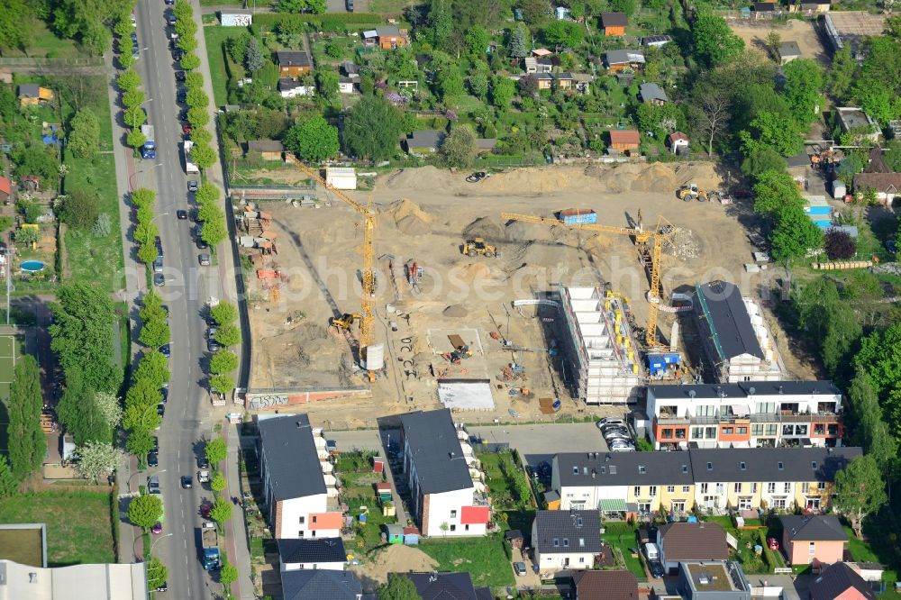 Aerial photograph Berlin - Construction site to build a new residential complex on Bornitzstrasse in the Lichtenberg part of Berlin in Germany. The project consists of single family homes and semi-detached houses. It is being run by NCC AB