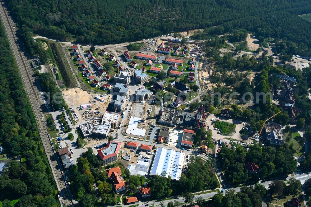 Aerial image Beelitz - Residential area construction site of a mixed development with multi-family houses and single-family houses- New building at the Quartier Beelitz-Heilstaetten in Beelitz in the state Brandenburg, Germany