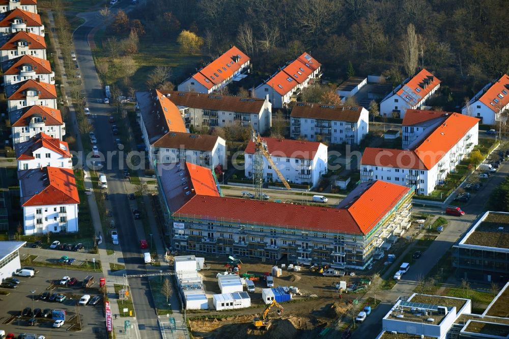 Aerial photograph Potsdam - Construction site for the multi-family residential building of Bayerische Staedte- and Wohnungsbau GmbH & Co. KG Am Zachelsberg / In der Feldmark in the district Golm in Potsdam in the state Brandenburg, Germany