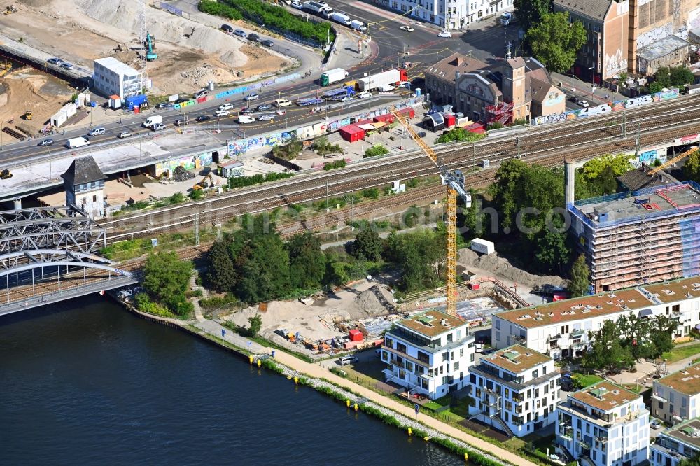 Aerial photograph Berlin - Construction site for the multi-family residential building on Dora-Benjonin-Park and of Spree in the district Friedrichshain in Berlin, Germany