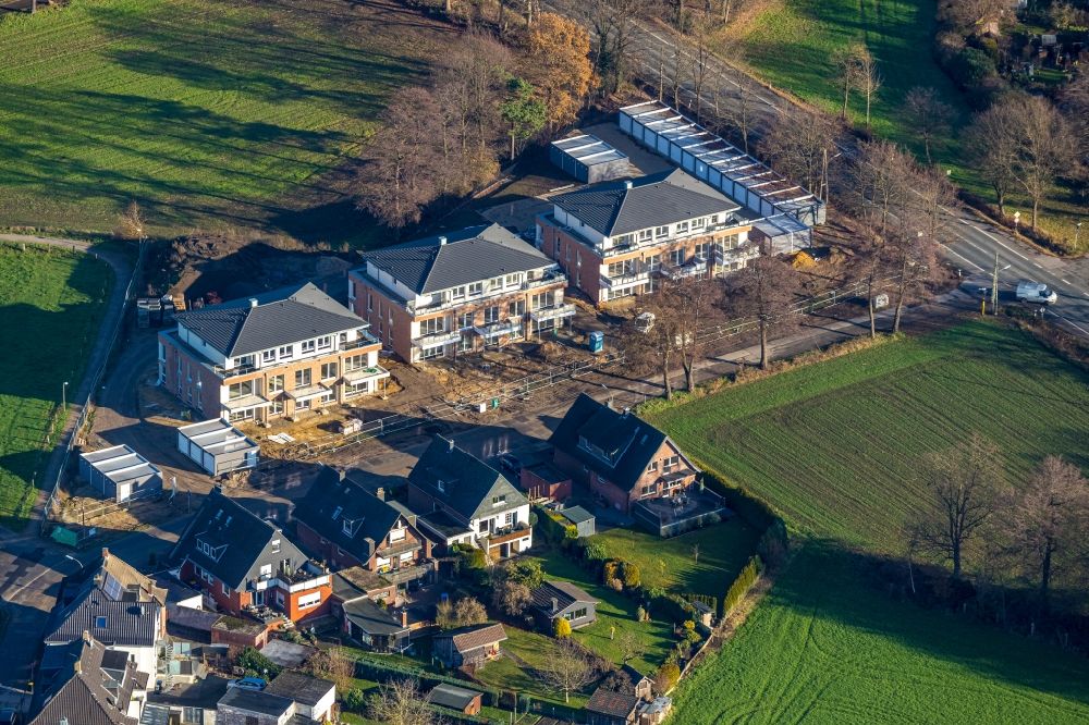 Aerial image Dorsten - Construction site for the multi-family residential building on Gladbecker Strasse - Ecke Auf dem Beerenkamp in Dorsten at Ruhrgebiet in the state North Rhine-Westphalia, Germany