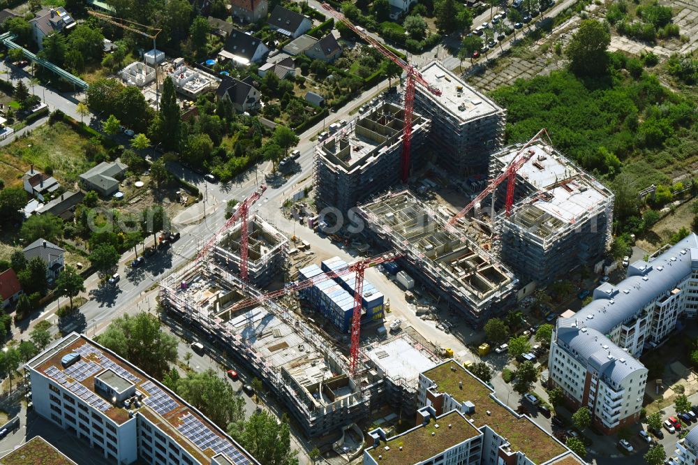 Aerial photograph Berlin - Construction site for the multi-family residential building Ferdinand's Garden on street Plauener Strasse in the district Hohenschoenhausen in Berlin, Germany