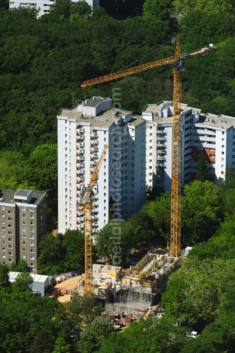 Aerial image Berlin - Construction site for the multi-family residential building on Fritz-Erler-Allee Ecke Agnes-Straub-Weg in the district Buckow in Berlin, Germany