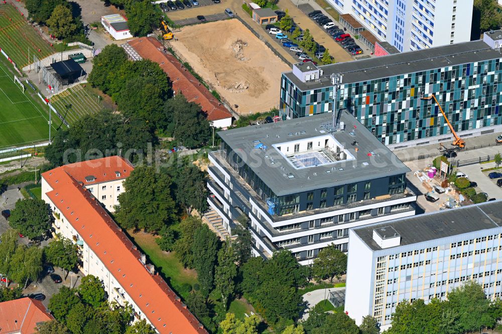 Berlin from the bird's eye view: Construction site for the multi-family residential building Gotlinde on Gotlindestrasse in the district Lichtenberg in Berlin, Germany