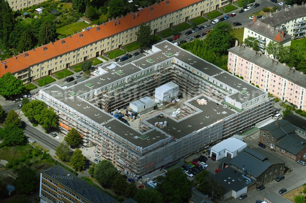 Aerial photograph Berlin - Construction site for the multi-family residential building Gustav-Adolf-Strasse - Schmohlstrasse - Gaeblerstrasse in the district Weissensee in Berlin, Germany