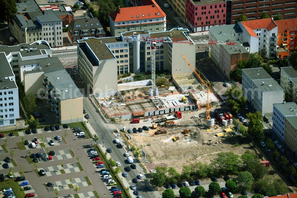 Halle (Saale) from the bird's eye view: Construction site for the multi-family residential building HirschQuartier on Karl-Meseberg-Strasse in Halle (Saale) in the state Saxony-Anhalt, Germany