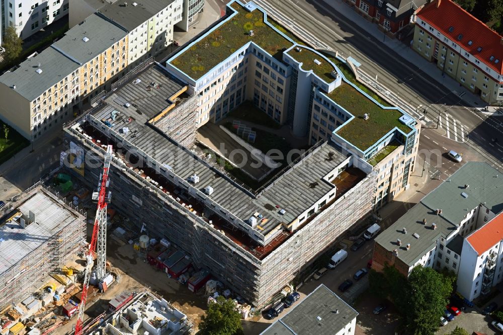 Halle (Saale) from the bird's eye view: Construction site for the multi-family residential building HirschQuartier on Karl-Meseberg-Strasse in Halle (Saale) in the state Saxony-Anhalt, Germany