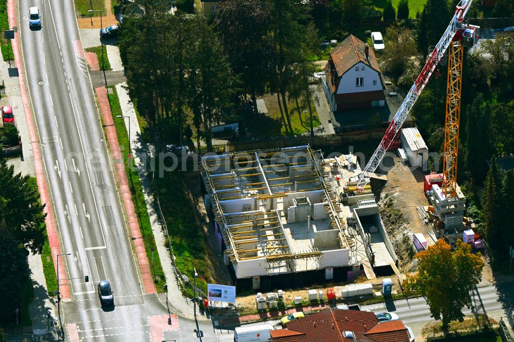 Berlin from the bird's eye view: Construction site for the multi-family residential building on Lindenstrasse in the district Kaulsdorf in Berlin, Germany