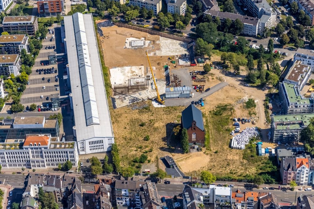 Aerial image Düsseldorf - Construction site for the multi-family residential building of maxfrei Quartier between Ulmenstrasse - Metzer Strasse - Rheinmetall-Allee in Duesseldorf at Ruhrgebiet in the state North Rhine-Westphalia, Germany