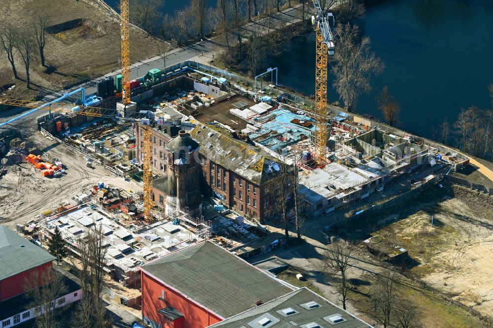 Aerial photograph Berlin - Construction site for the multi-family residential building on street Kleine Eiswerderstrasse in the district Haselhorst in Berlin, Germany
