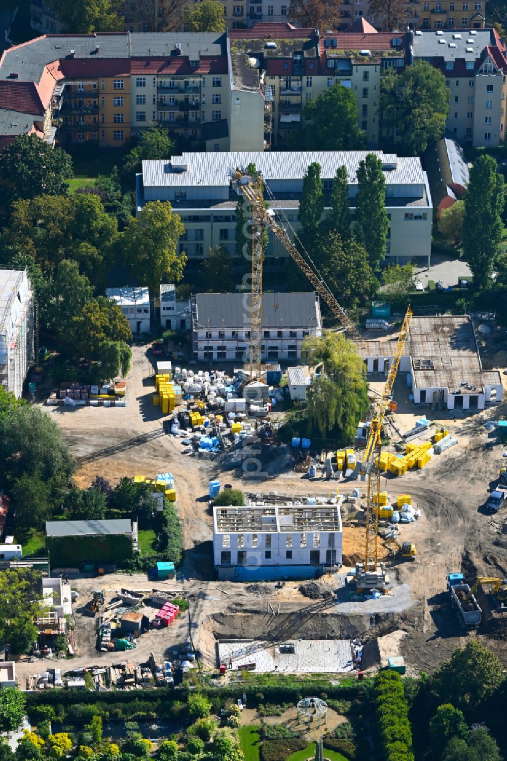 Potsdam from above - Construction site for the multi-family residential building on street Geschwister-Scholl-Strasse - Feldweg in the district Potsdam West in Potsdam in the state Brandenburg, Germany
