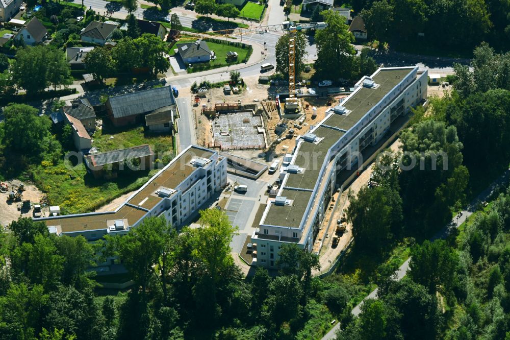 Aerial photograph Bernau - Construction site for the multi-family residential building of Projekts Panke Aue on Schoenfelder Weg in Bernau in the state Brandenburg, Germany
