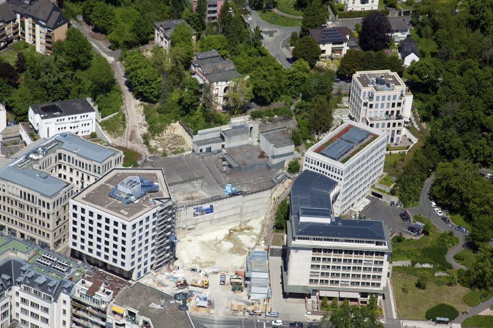 Aerial image Wiesbaden - Construction site for the multi-family residential building Quartier Kureck on Taunustrasse in Wiesbaden in the state Hesse, Germany
