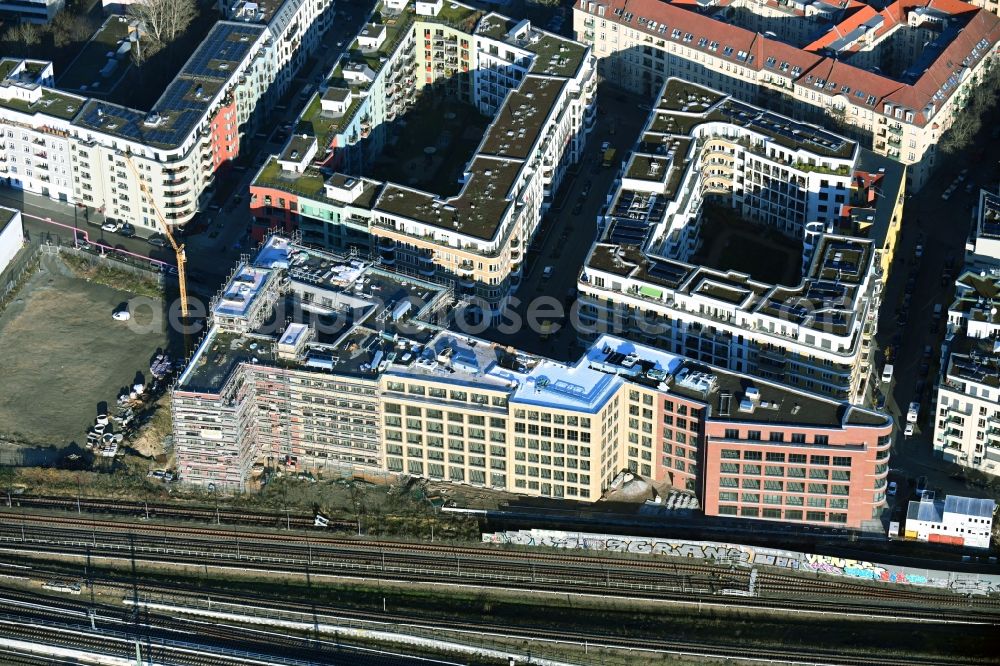 Berlin from above - Construction site for the multi-family residential building Revaler Spitze on Revaler Strasse in the district Friedrichshain in Berlin, Germany