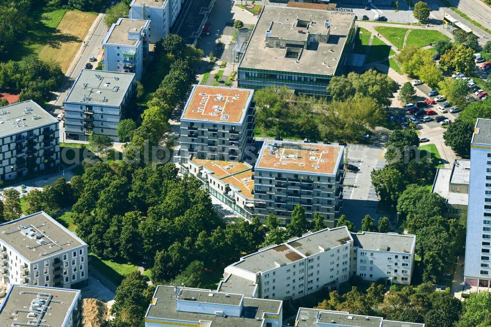 Berlin from above - Construction site for the multi-family residential building Suedliche Ringkolonnaden on street Max-Herrmann-Strasse in the district Marzahn in Berlin, Germany