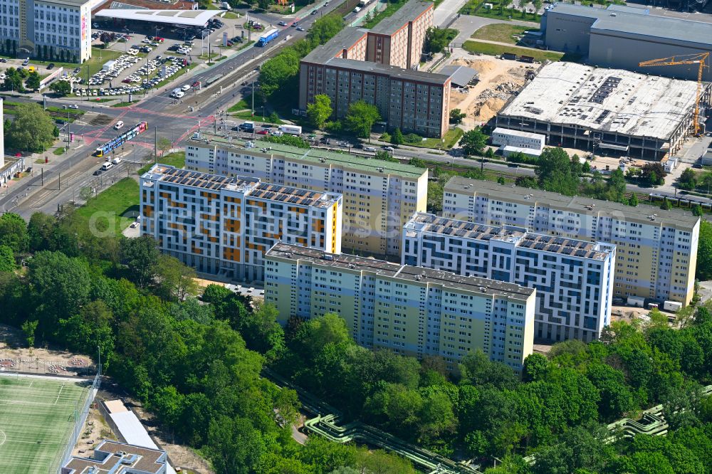 Aerial photograph Berlin - Construction site for the multi-family residential building with Studentenapartments of Belinovo Grundstuecksentwicklung GmbH on street Rhinstrasse in the district Friedrichsfelde in Berlin, Germany