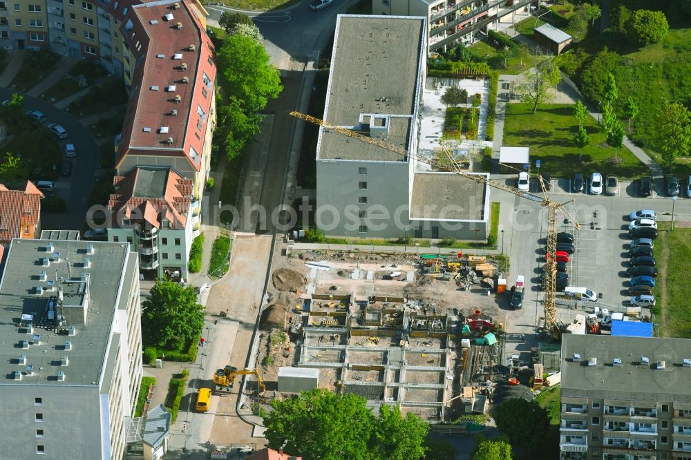 Sondershausen from the bird's eye view: Construction site for the new construction of a dorm residential care home - building for the physically handicapped on Weizenstrasse in Sondershausen in the state Thuringia, Germany