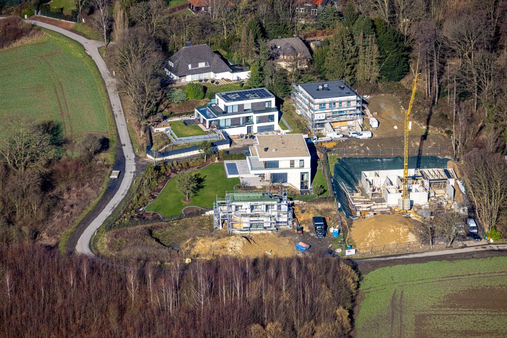 Lünen from the bird's eye view: Construction site for the multi-family residential building on street Am Struckmannsberg in Luenen at Ruhrgebiet in the state North Rhine-Westphalia, Germany