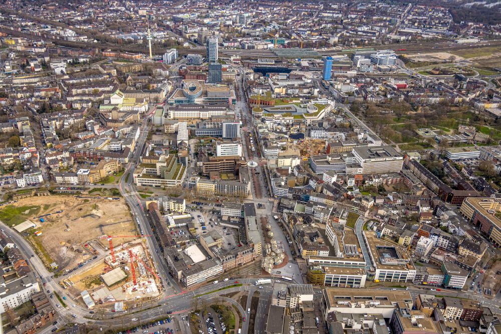 Aerial photograph Duisburg - Construction site for the new residential quarter with apartment buildings and residential and commercial buildings Mercator Quartier Duisburg between Poststrasse and Gutenbergstrasse in the district Dellviertel in Duisburg in the state of North Rhine-Westphalia