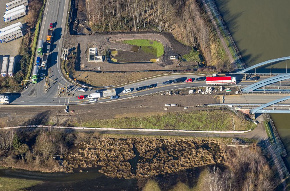 Aerial photograph Lünen - Construction site for the new building and extension of the road on Bruecke ueber den Datteln-Hamm-Kanal on street Dortmunder Strasse in Luenen at Ruhrgebiet in the state North Rhine-Westphalia, Germany