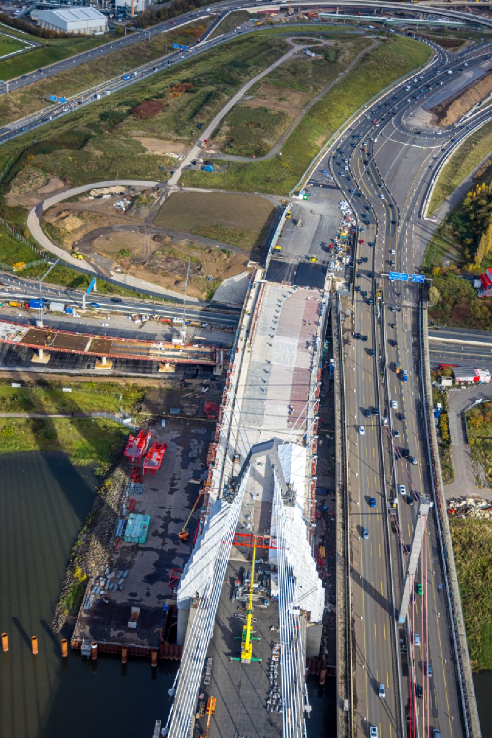 Leverkusen from the bird's eye view: Construction site for the rehabilitation and repair of the motorway bridge construction Leverkusener Rheinbruecke in Leverkusen in the state North Rhine-Westphalia, Germany