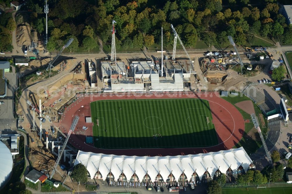 Erfurt from the bird's eye view: Site for the reconstruction of the Arena stadium Steigerwaldstadion in Erfurt in Thuringia. The construction company Koester GmbH build after drafts of Architetur HPP Hentrich-Petschnigg & Partner GmbH + Co. KG a modern grandstand and sports facilities