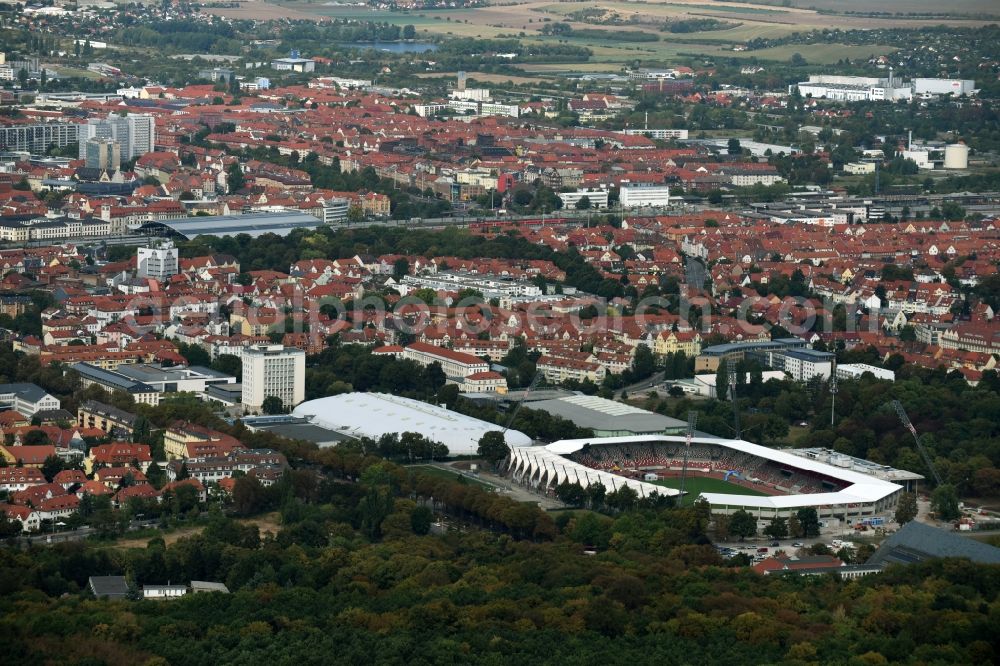 Aerial image Erfurt - Site for the reconstruction of the Arena stadium Steigerwaldstadion in Erfurt in Thuringia. The construction company Koester GmbH build after drafts of Architetur HPP Hentrich-Petschnigg & Partner GmbH + Co. KG a modern grandstand and sports facilities