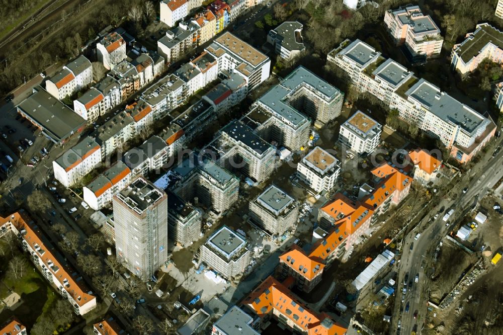 Aerial photograph Berlin - Construction for the reconstruction and expansion of the old buildings listed building on Mariendorfer Weg in the district Neukoelln in Berlin