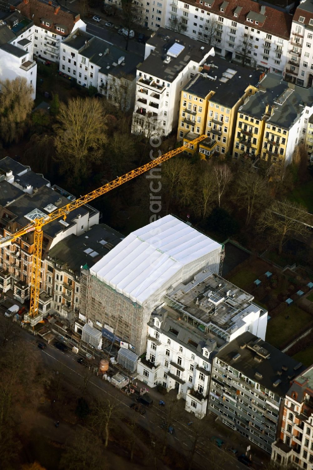 Aerial photograph Hamburg - Construction for the reconstruction and expansion of the old buildings listed building on Schwanenwik in the district Uhlenhorst in Hamburg, Germany