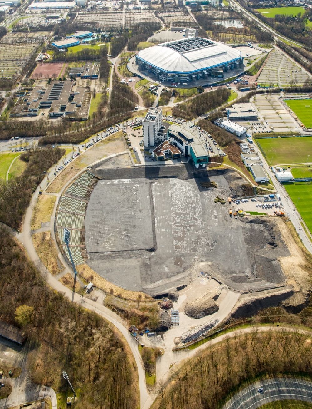 Gelsenkirchen from the bird's eye view: Construction for the reconstruction the formerly Parkstadion in the district Gelsenkirchen-Ost in Gelsenkirchen in the state North Rhine-Westphalia
