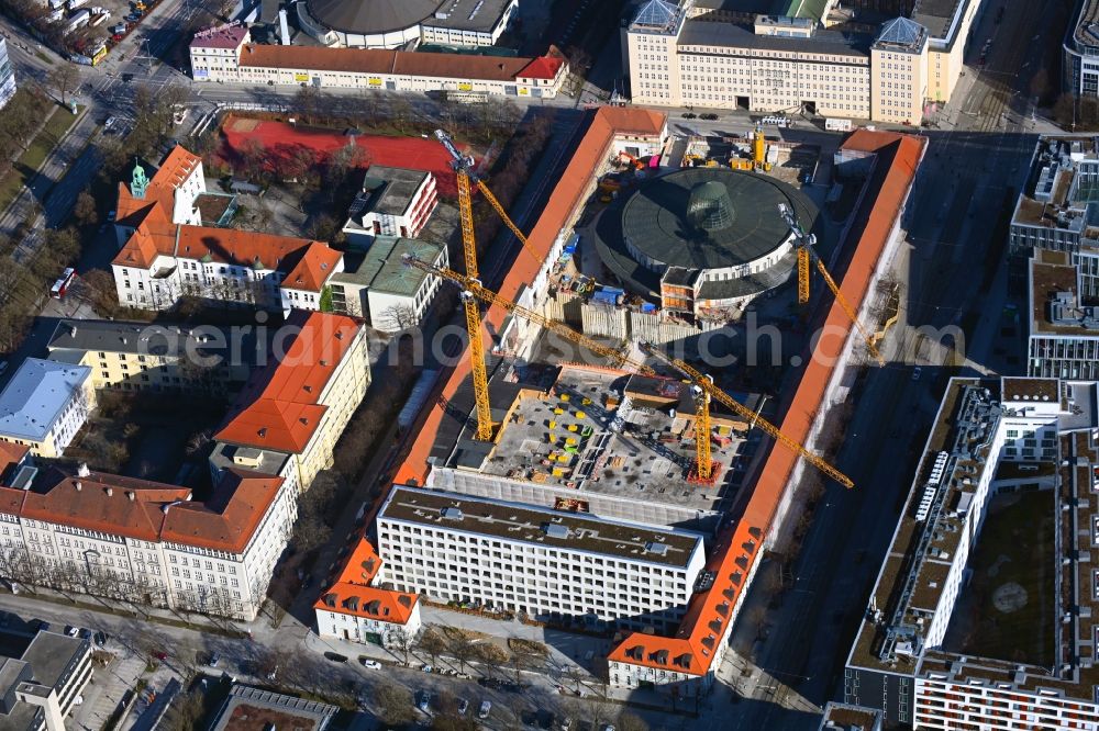 Aerial photograph München - Construction for the reconstruction of Postpalast in ein Hotel on Arnulfstrasse in the district Maxvorstadt in Munich in the state Bavaria, Germany