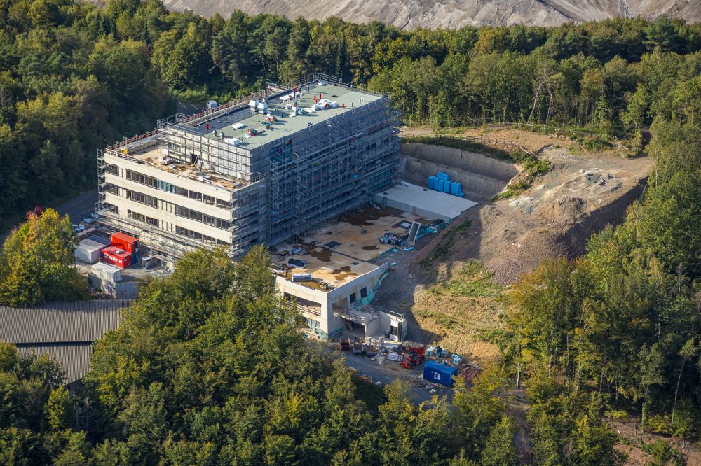 Aerial photograph Siegen - Construction site for conversion with renovation work at the Universitaet Siegen in Siegen in the state of North Rhine-Westphalia, Germany