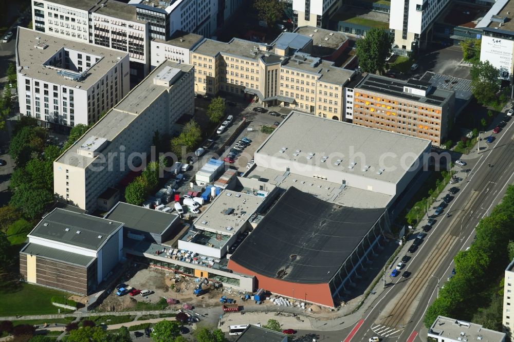 Dresden from the bird's eye view: Construction for the reconstruction of Schwimmsportkomplex Freiberger Platz on Maternistrasse in Dresden in the state Saxony, Germany