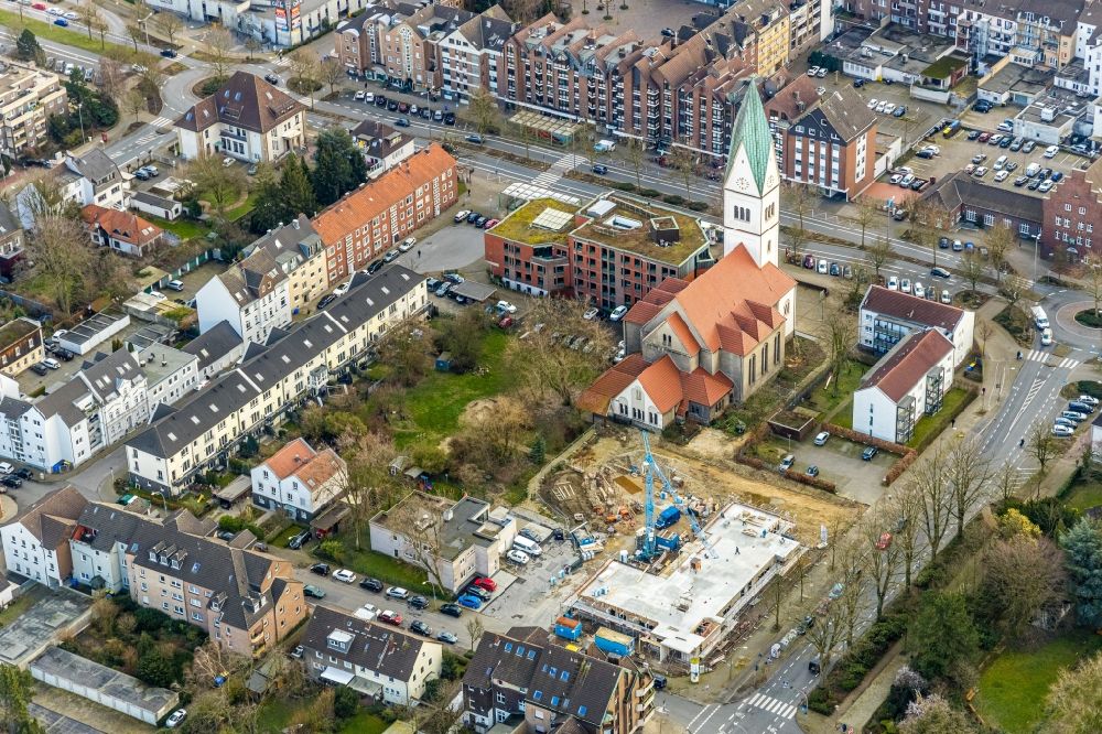 Gladbeck from the bird's eye view: New construction site for the construction of a kindergarten building and Nursery school on Postallee - Mittelstrasse in Gladbeck in the state North Rhine-Westphalia, Germany