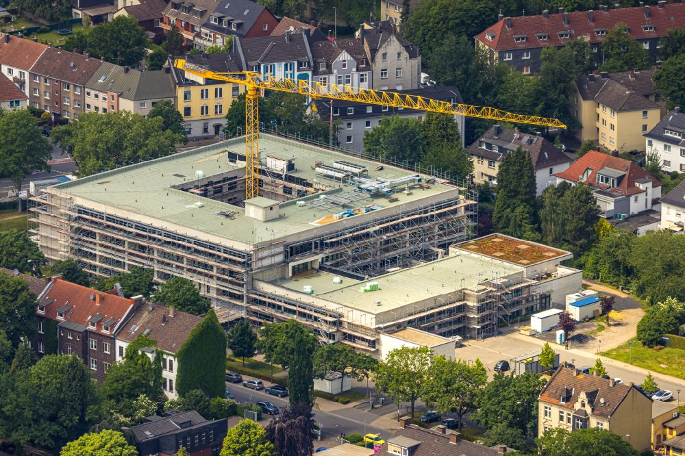 Aerial image Herne - Construction site for the renovation of a building on the clinic premises of the hospital Rheumazentrum Ruhrgebiet on street Claudiusstrasse in the district Wanne-Eickel in Herne at Ruhrgebiet in the state North Rhine-Westphalia, Germany