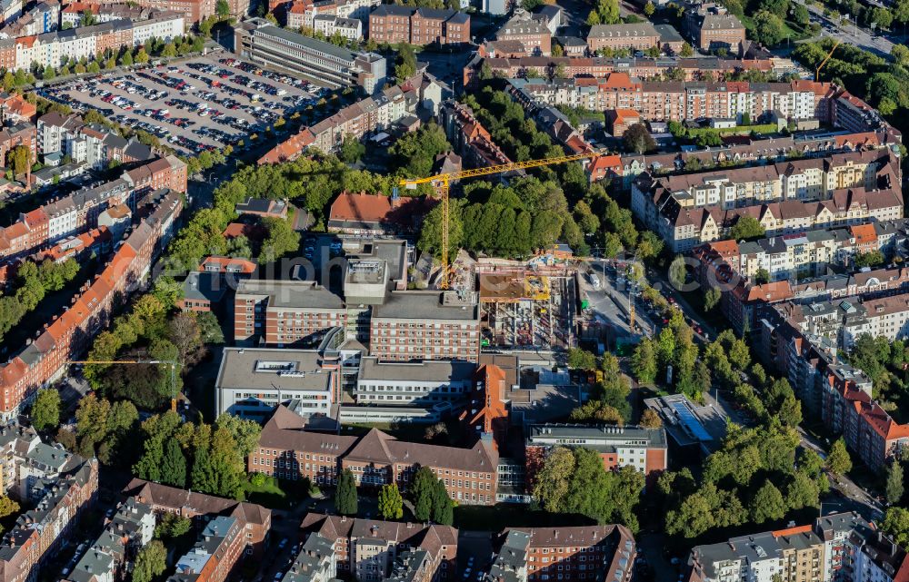 Kiel from the bird's eye view: Construction site for the renovation of a building on the clinic premises of the hospital Staedtisches Krankenhaus on street Chemnitzstrasse in Kiel in the state Schleswig-Holstein, Germany