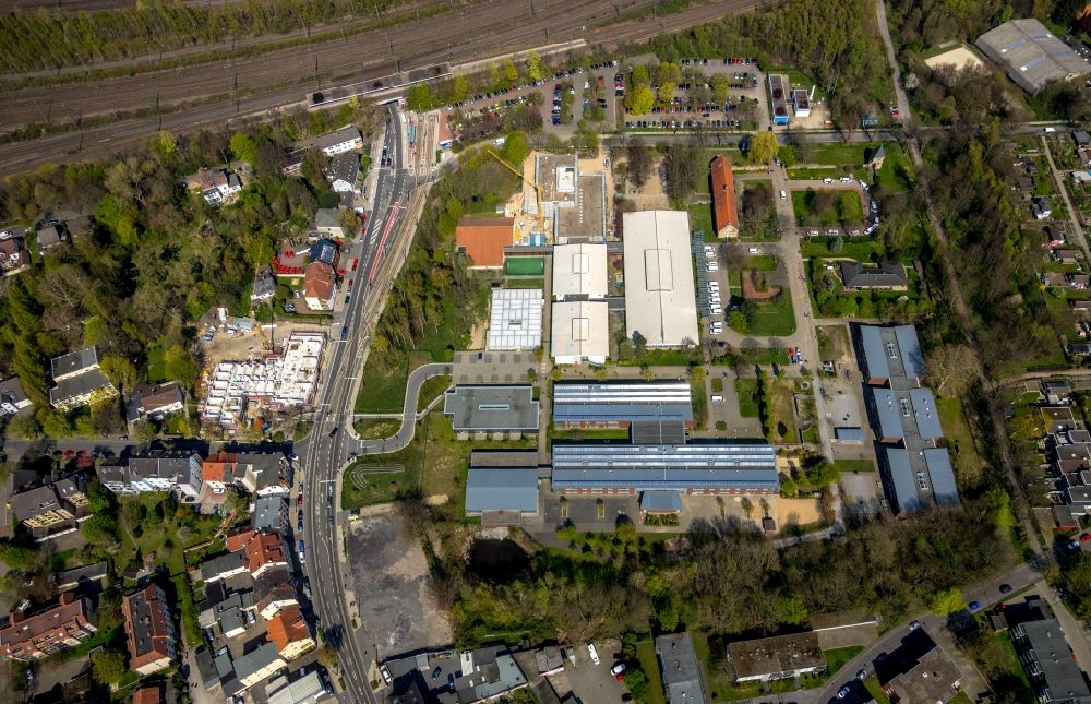 Aerial photograph Bochum - Construction site for the renovation of the school building of the Schule am Haus Langendreer in Bochum in the federal state of North Rhine-Westphalia, Germany