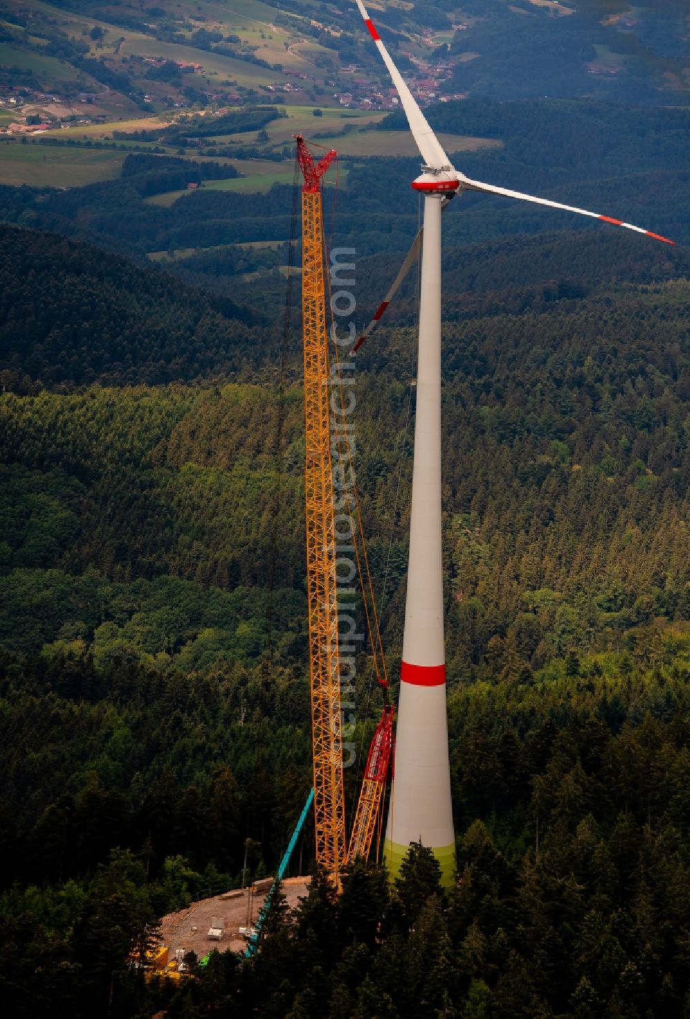 Aerial photograph Fischerbach - Construction site for wind turbine installation Am Nillskopf Brandenkopf in Schwarzwald in Fischerbach in the state Baden-Wurttemberg, Germany